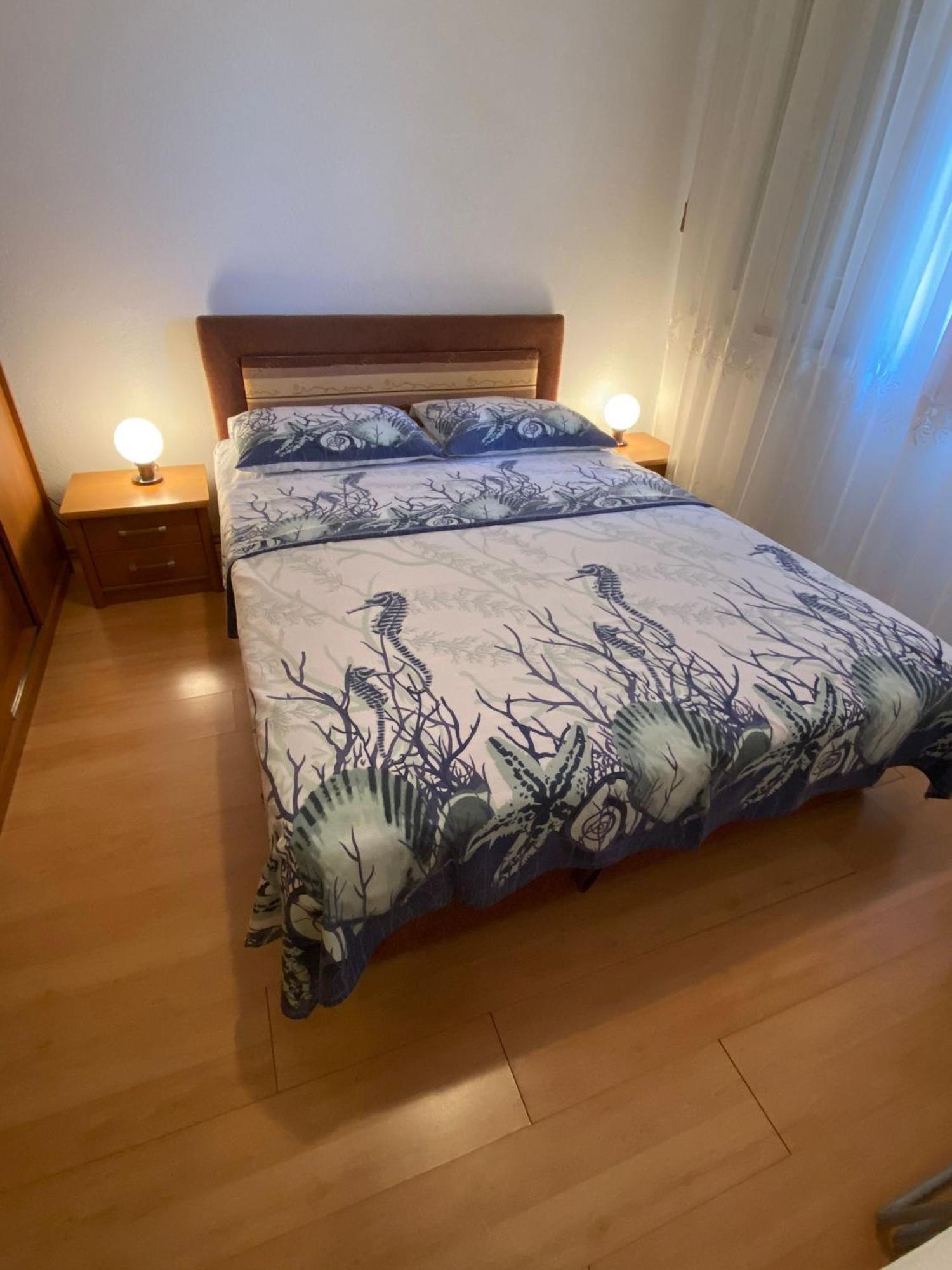 Apartments Biserka Punat Szoba fotó